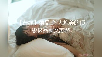 发育的很不错的小宝贝露脸勾搭狼友撩骚互动，揉奶玩逼浴室洗澡湿身诱惑，掰开逼逼自慰小豆豆精彩刺激别错过