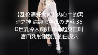   戏精演绎姐夫趁家里没人玩弄邻居巨乳妹被小姨子撞破花钱把她拉下水一块3P