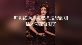 【新片速遞】   拿下短发后学生妹，大二在读，连干两炮，浴室口交啪啪，玲珑有致好身材诱人