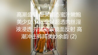 主题酒店偷拍一边玩手机一边玩鸡巴男的貌似还没有射就拔枪了