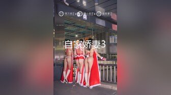 【新片速遞】这小少妇好乖露脸让小哥在镜头前玩弄直播，让小哥草嘴玩逼，两只手一起抠逼，掰开大逼洞给狼友展示爆菊花