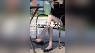 漂亮女友穿黑丝跳艳舞非常诱惑